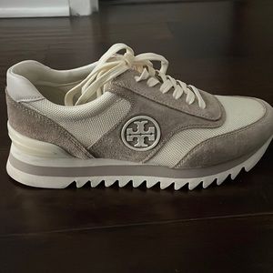 Tory Burch sneakers size 6. Like new!!